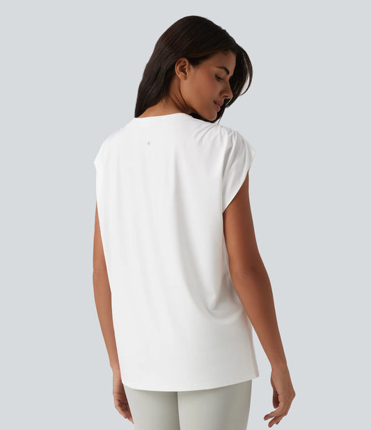 Round Neck Sleeveless Ruched Relaxed Yoga Sports Top